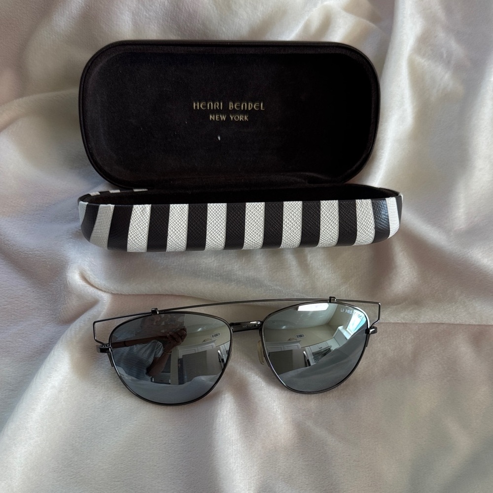 Henri Bendel Black Frame Sunglasses with Silver Lenses